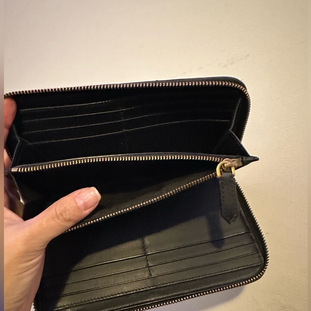 Burberry Leather Wallet - Picture 8 of 9